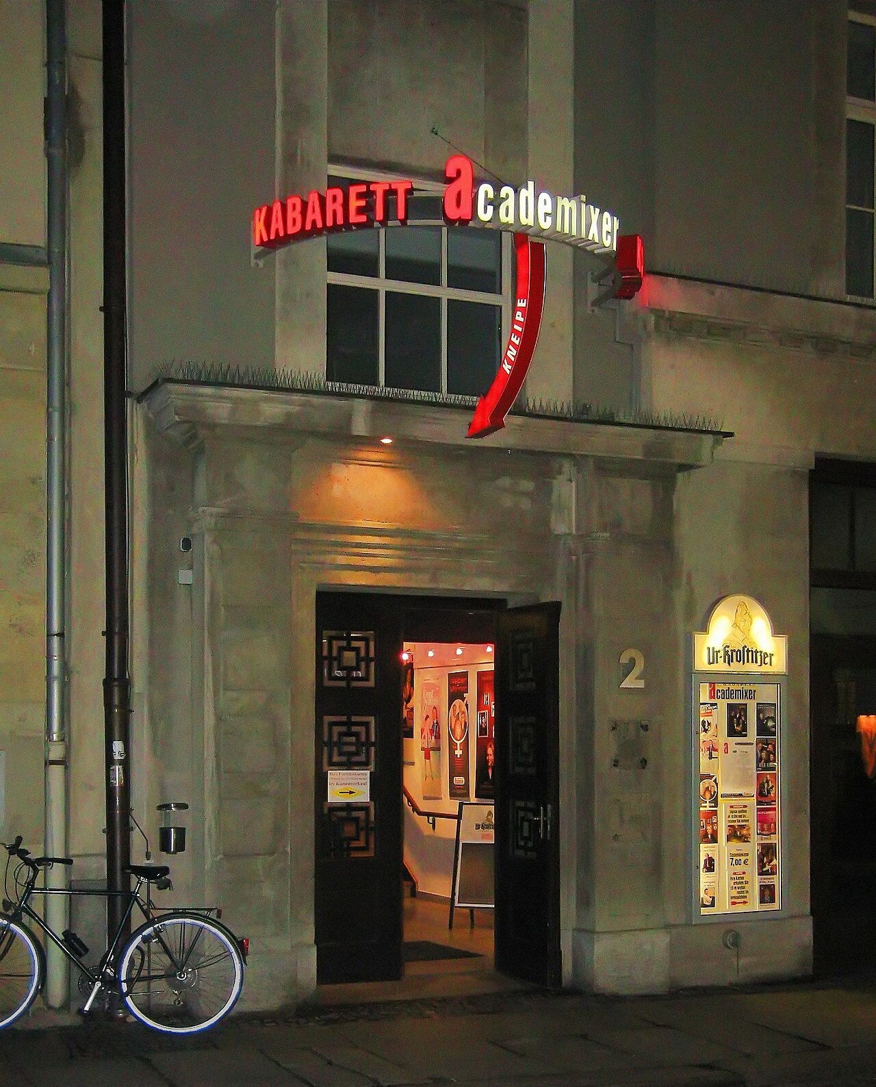 Kabarett academixer
